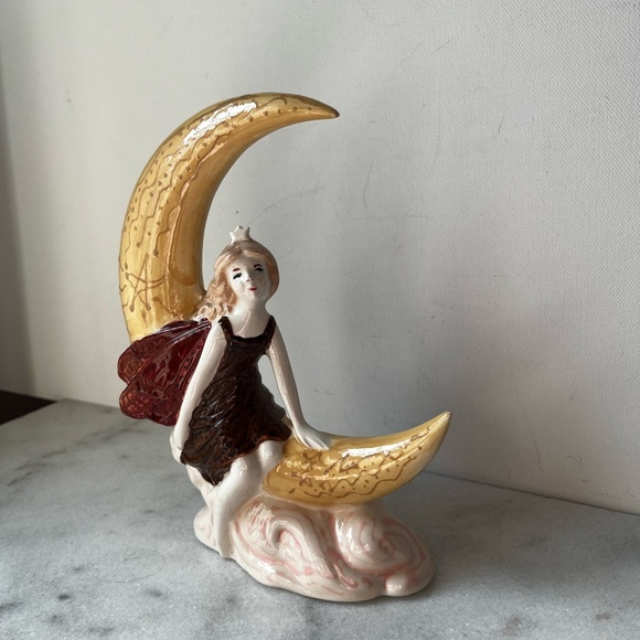 Enchanted Moon Fairy Figurine - Yellow and Brown vintage - Picture 5 of 10